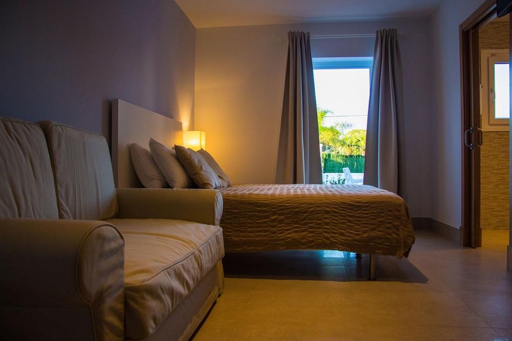 Hotel Novomar Chiclana de la Frontera Extérieur photo