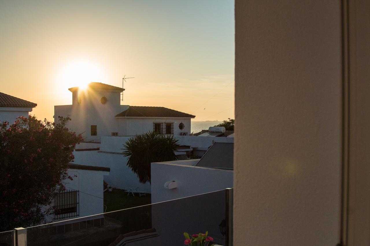 Hotel Novomar Chiclana de la Frontera Extérieur photo